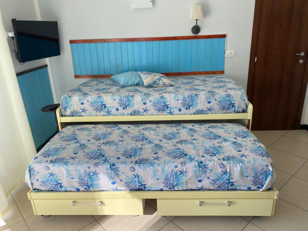 Appartamenti Azzurro Smeraldo 세스트리레반떼 외부 사진